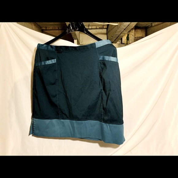 Satiny look RTG collection Blue Sz13 Skirt - Picture 1 of 4